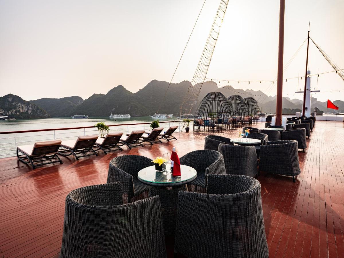 Hotel Aqua Of The Seas Cruise Halong à Hạ Long Extérieur photo