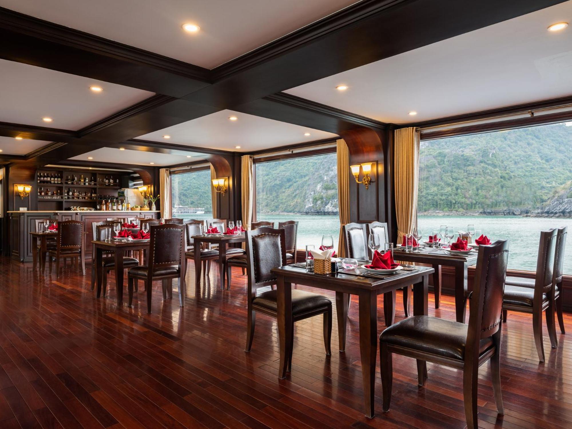 Hotel Aqua Of The Seas Cruise Halong à Hạ Long Extérieur photo