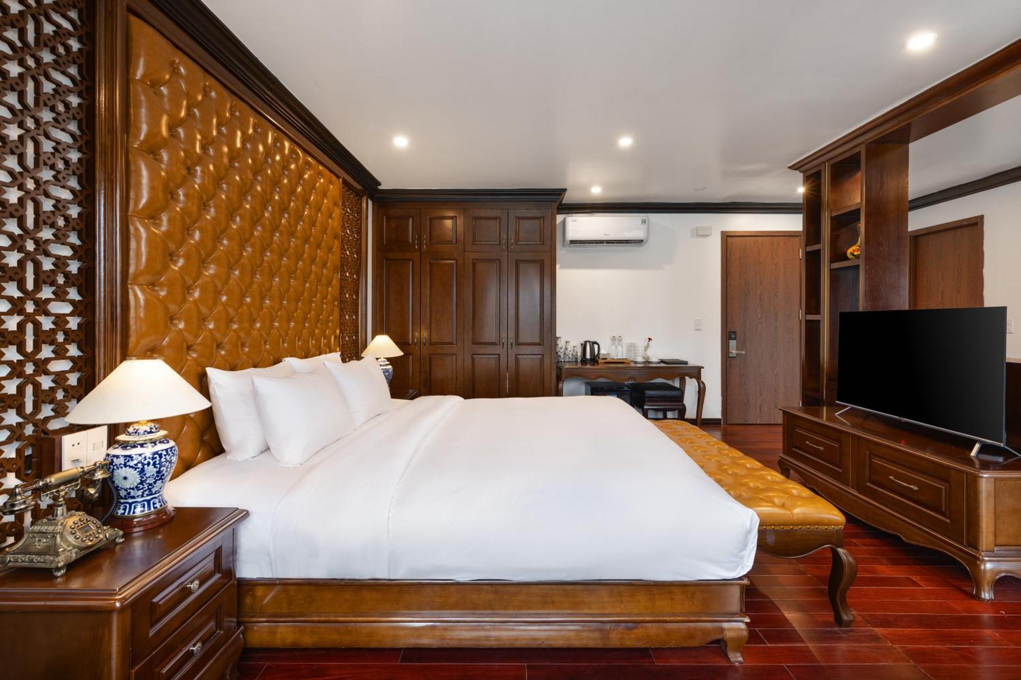 Hotel Aqua Of The Seas Cruise Halong à Hạ Long Extérieur photo