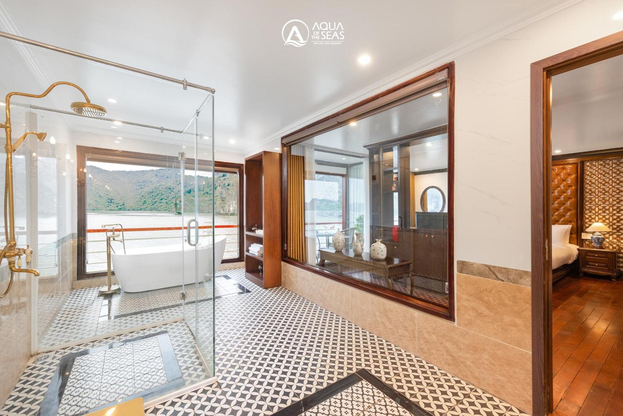 Hotel Aqua Of The Seas Cruise Halong à Hạ Long Extérieur photo